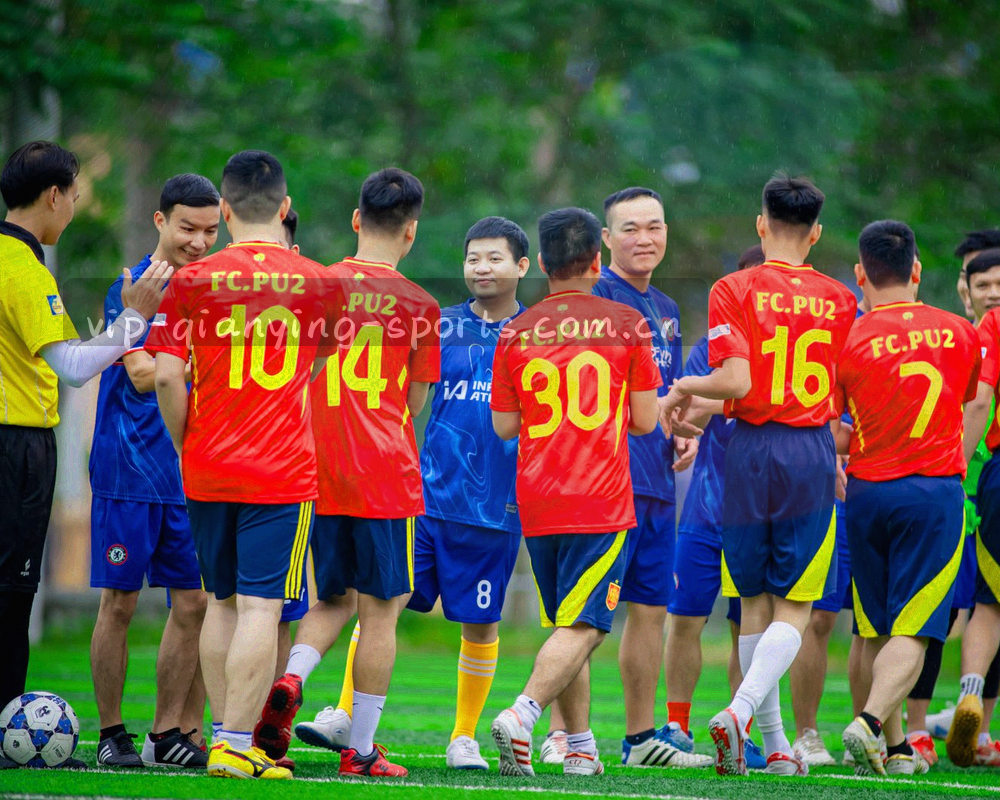 分步骤的界面索引与几何图标组合示意